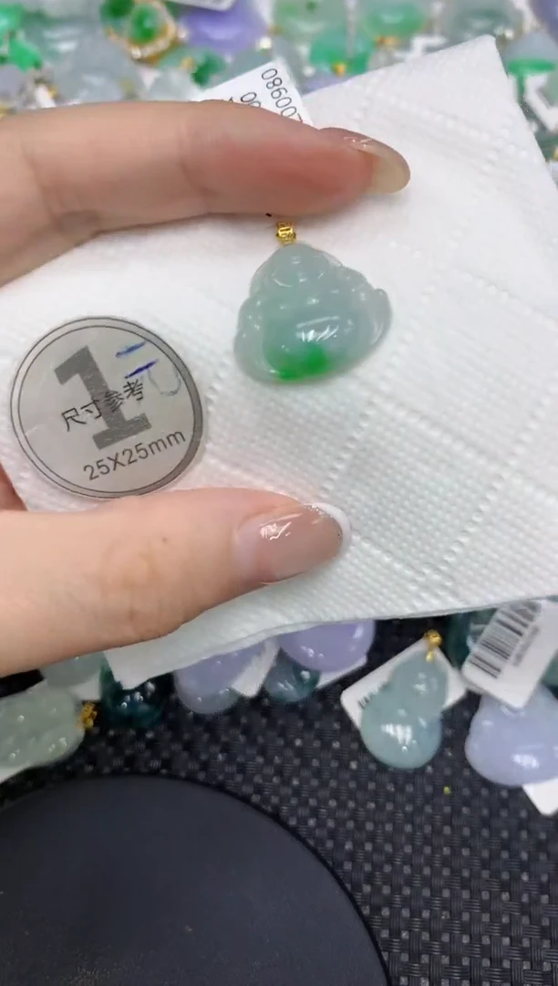 颈饰18K金镶嵌翡翠1111111