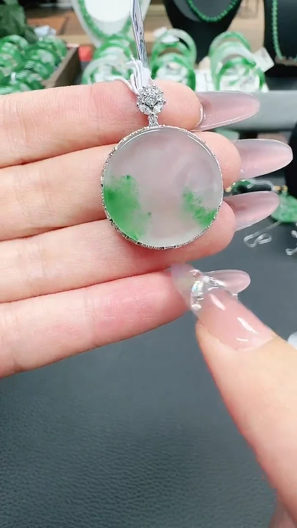 未镶嵌1石英质玉（非洲翠）/0761