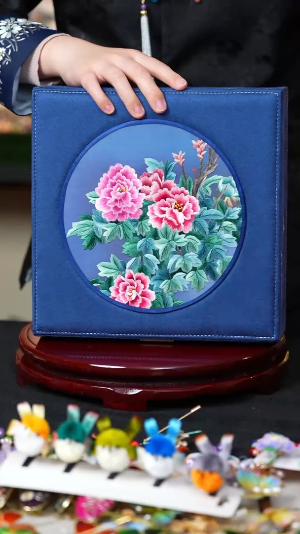 【闪购商品】织绣0801非遗国风手工美物-