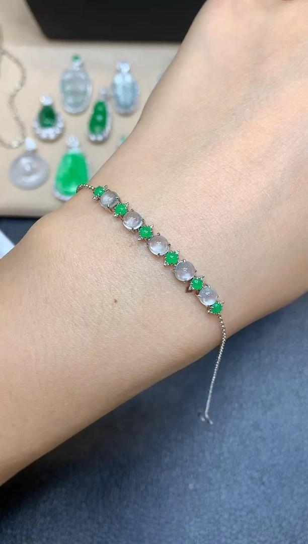 18K金镶嵌手链翡翠蛋面【无服务费