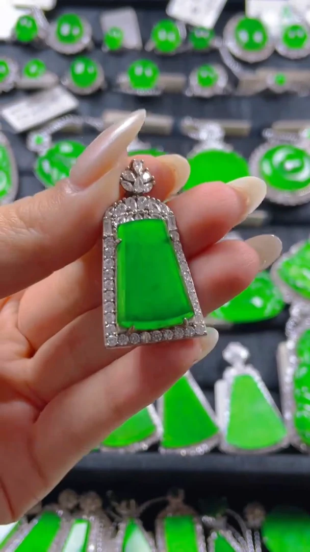 颈饰银S925镶嵌翡翠11