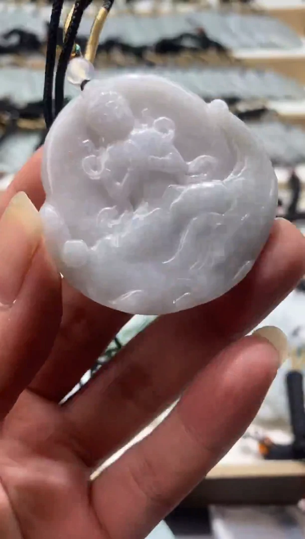 吊坠(赠链)未镶嵌翡翠 9/1/     104