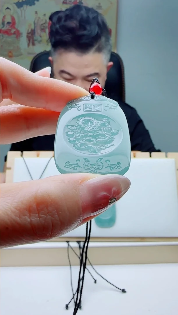 颈饰未镶嵌翡翠多样性发其一