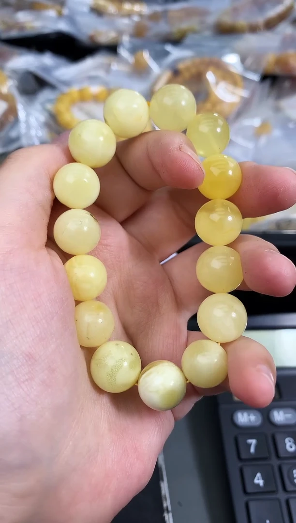 未镶嵌琥珀珠宝奇石32