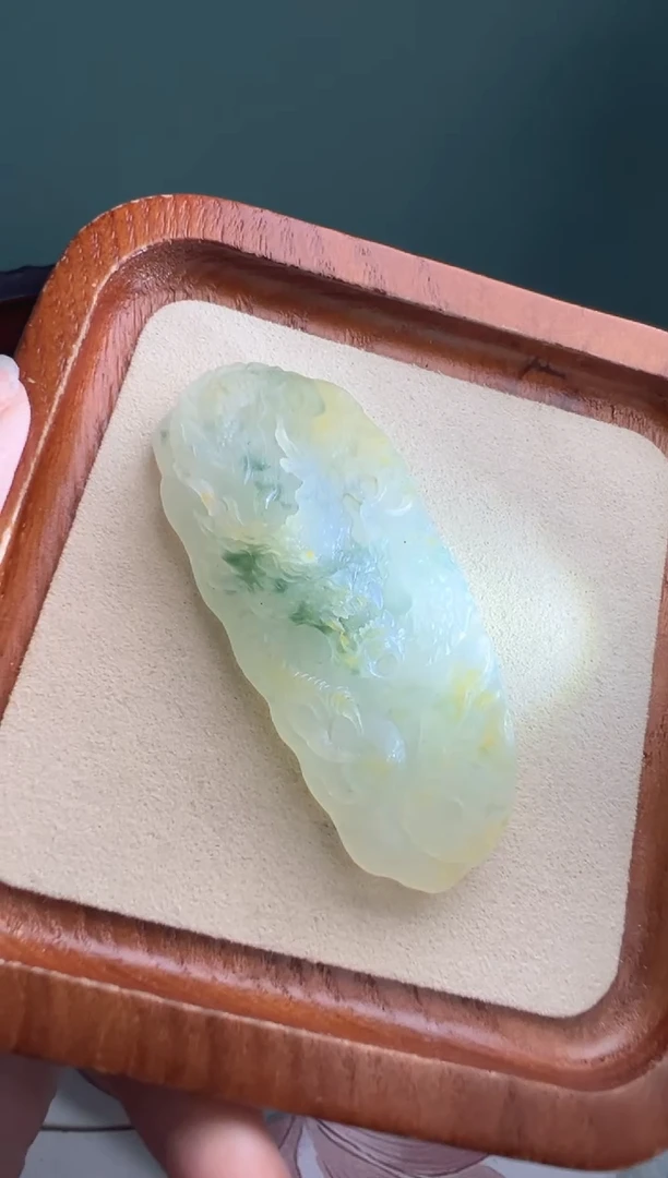 未镶嵌定制翡翠黄加绿龙牌