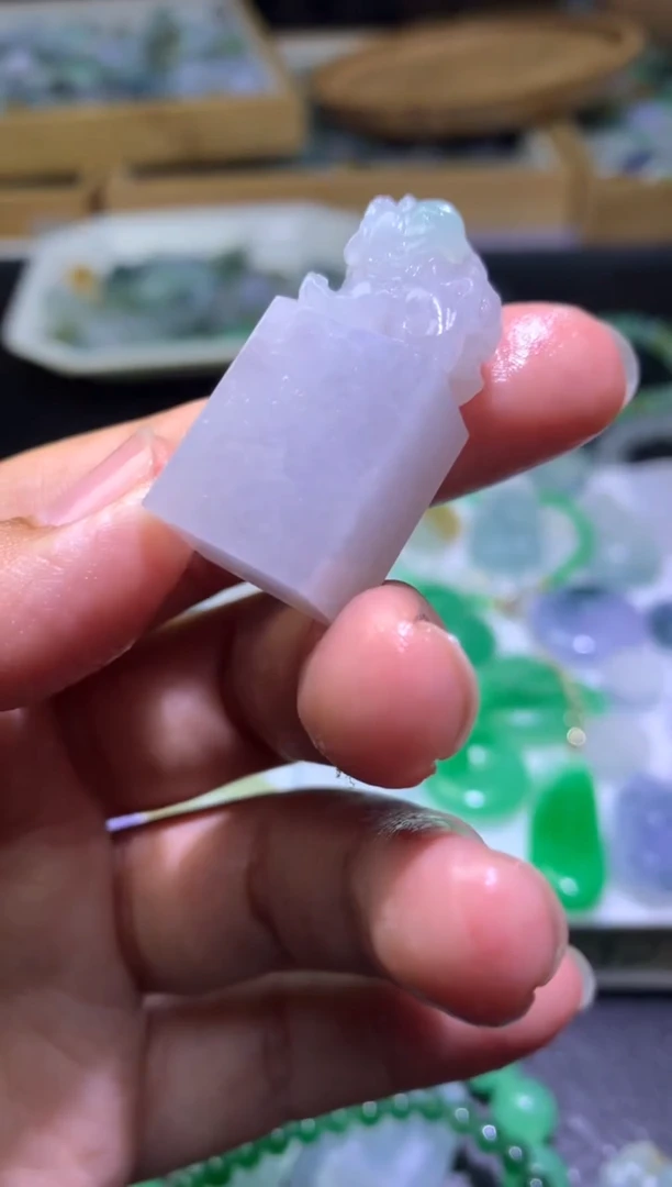 未镶嵌定制翡翠毛货
