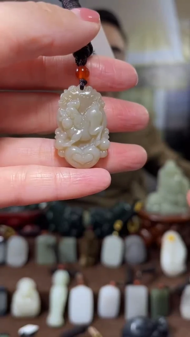 颈饰未镶嵌和田玉666