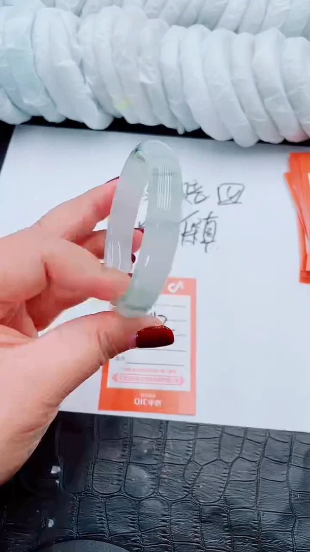 【闪购商品】石英质玉手镯未镶嵌S4-54/55