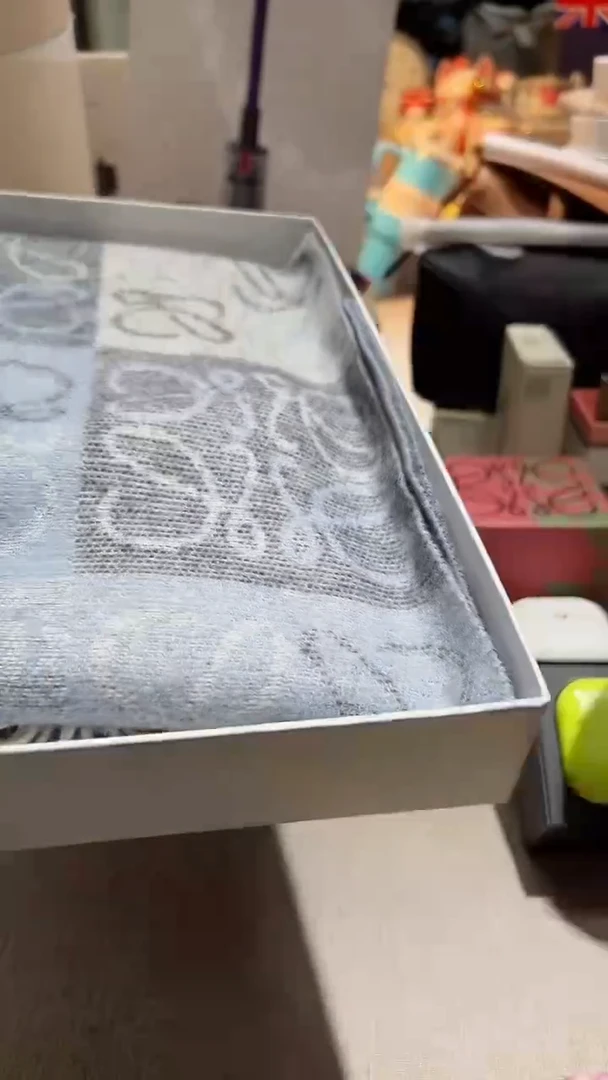 【闪购商品】瓷片正品保真，清库存
