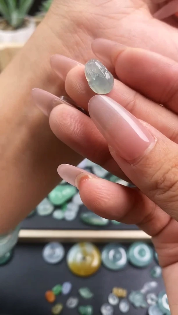 裸石翡翠福利品貔貅