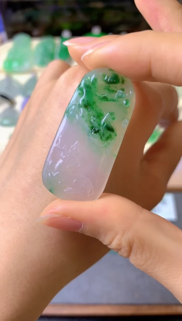 未镶嵌定制翡翠简*画毛货抛光