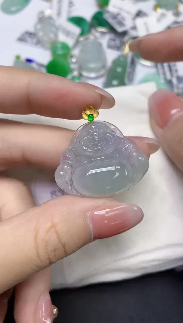 颈饰18K金镶嵌翡翠天然缅甸翡翠A货多样性发一件