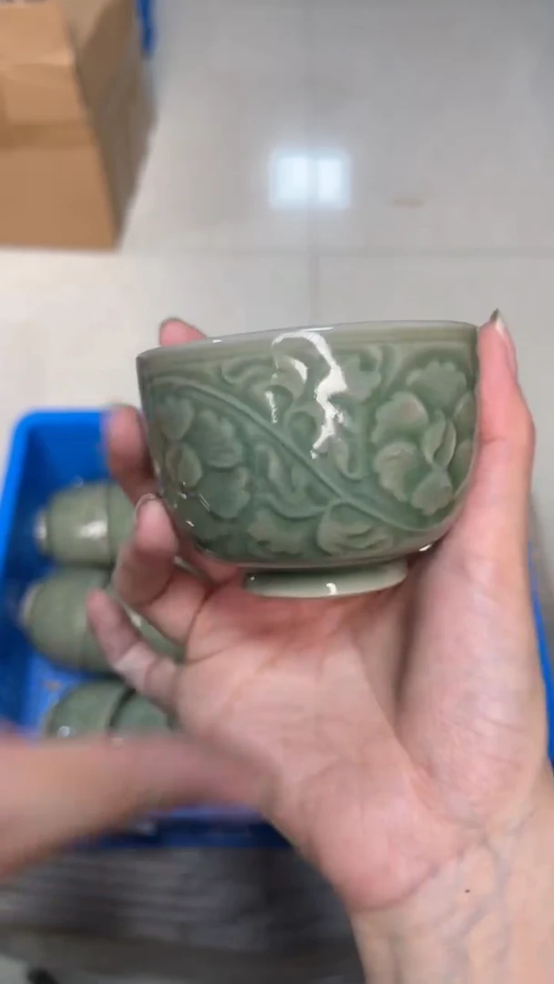 陶瓷秘色牡丹纹大缸杯 全品
