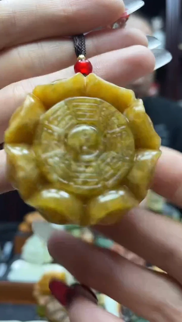 未镶嵌岫玉吊坠·