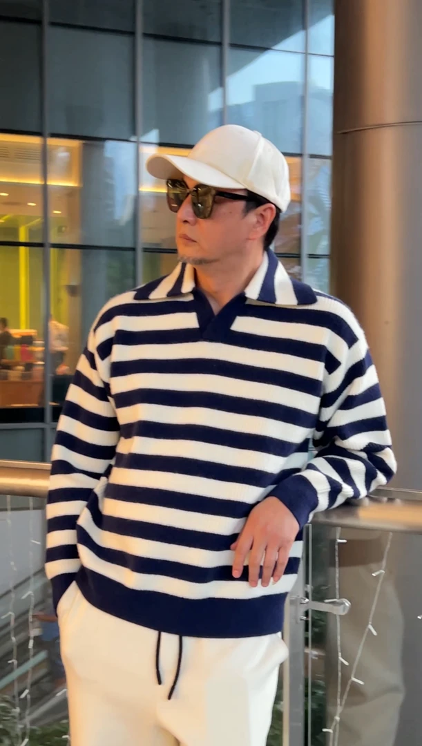 2025秋冬海鸥领蓝白条纹时尚休闲百搭针织毛衣8019