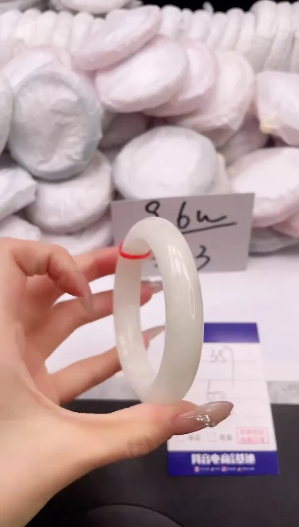 【闪购商品】和田玉手镯未镶嵌9L357-60