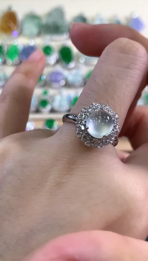 18K金镶嵌戒指翡翠d335