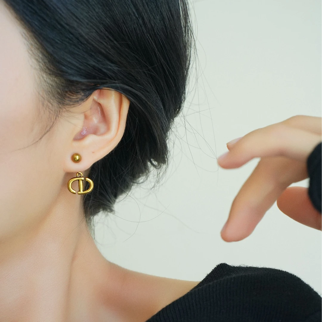铜合金耳饰 D家黄铜复古做旧耳钉女2025年新款耳环小众高级感大气