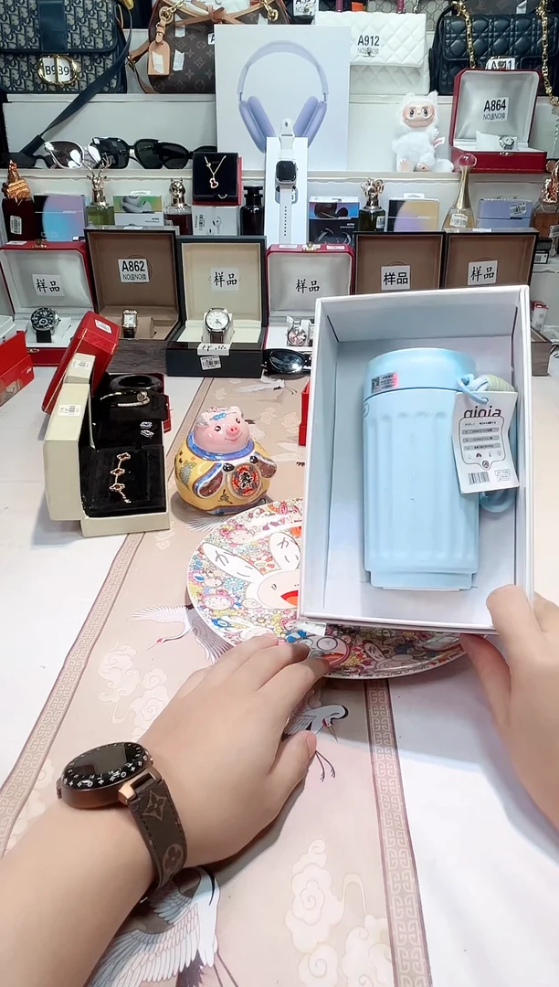 瓷片瓷器 库房到期 全部地板价@@1
