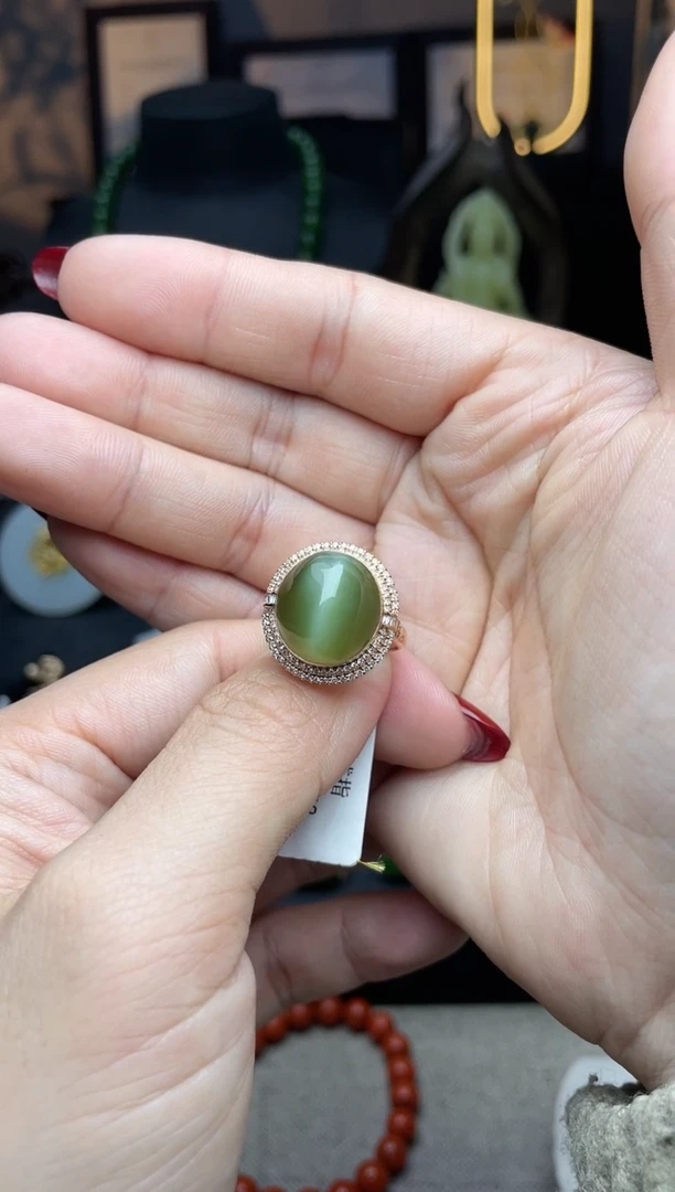 【闪购商品】和田玉戒指18K金镶嵌戒指