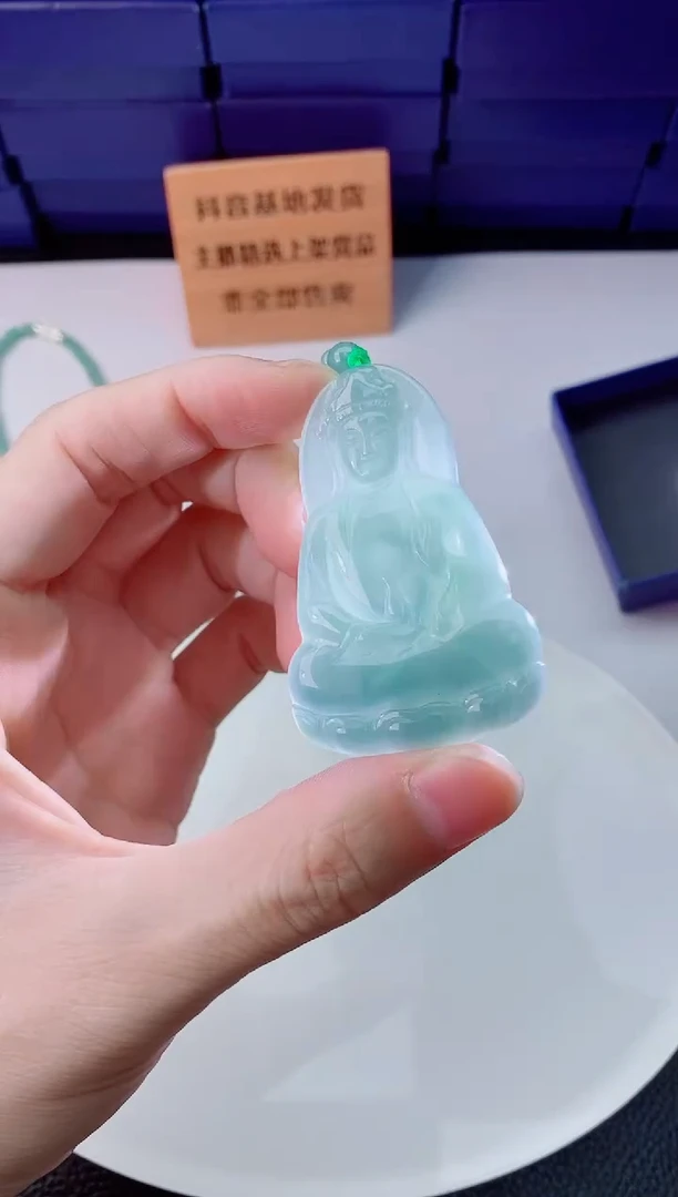 翡翠未镶嵌颈饰1111111