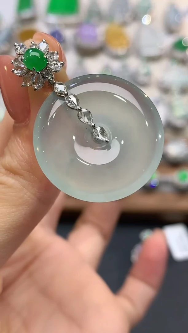 吊坠(不含链)18K金镶嵌翡翠f10