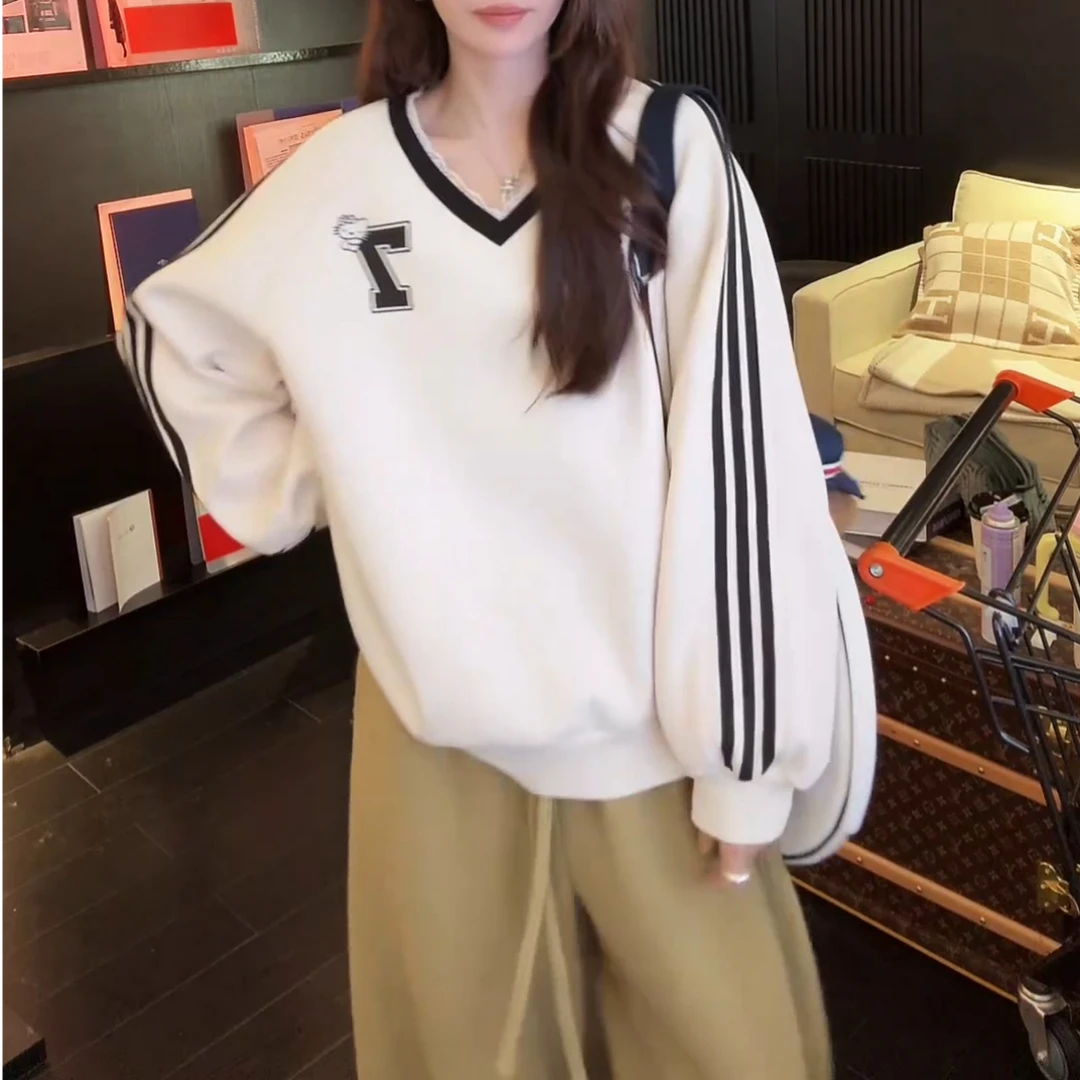 2025早春百搭宽松圆领减龄韩系球衣风休闲卫衣LK2501435