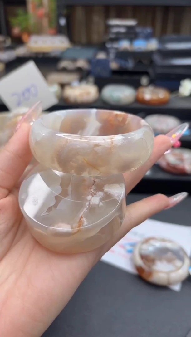 未镶嵌手镯石英质玉195(60圈赠送镯心)