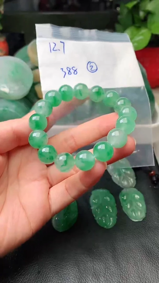 定制石英质玉（非洲翠）手串12.7mm