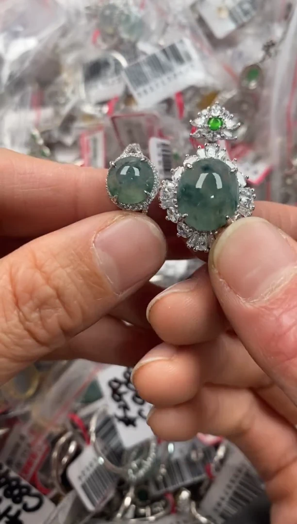 银S925镶嵌戒指翡翠777   10