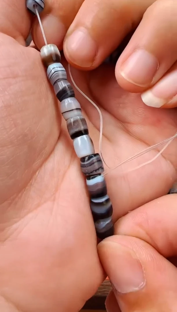 【 西亚珠饰 】配珠随发1颗