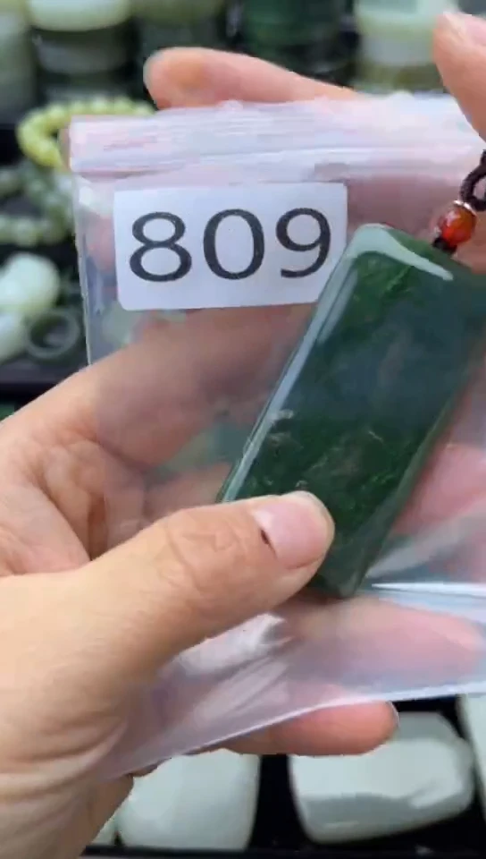 未镶嵌和田玉珠宝半成品牌子