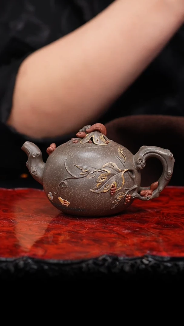 【闪购商品】紫砂茶壶06 新小松鼠葡萄,SLB,古绿泥