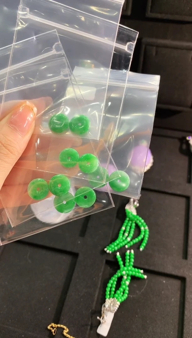 【闪购商品】翡翠耳饰未镶嵌不挑不选多样性发货 发其一