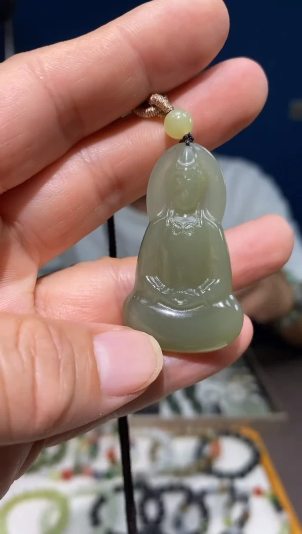 和田玉未镶嵌颈饰颜色多样性发货拍一发一