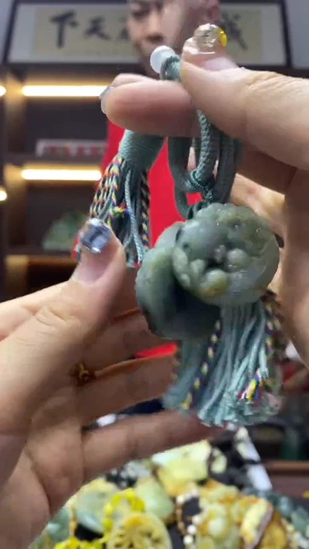 未镶嵌岫玉挂件  多种样式发其一