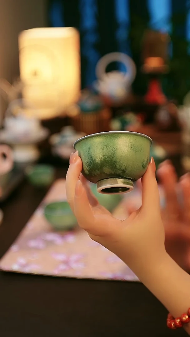 青云茶斋陶瓷茶具楚门窑变铜绿压手杯