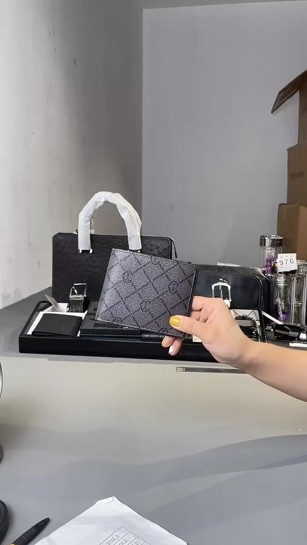 牛皮（革）韩爵绅士包包皮具042