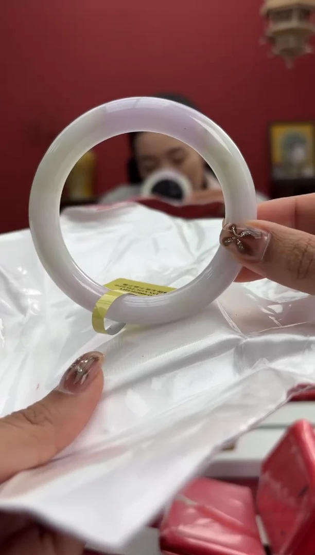 【闪购商品】翡翠手镯（圆镯）未镶嵌4手镯