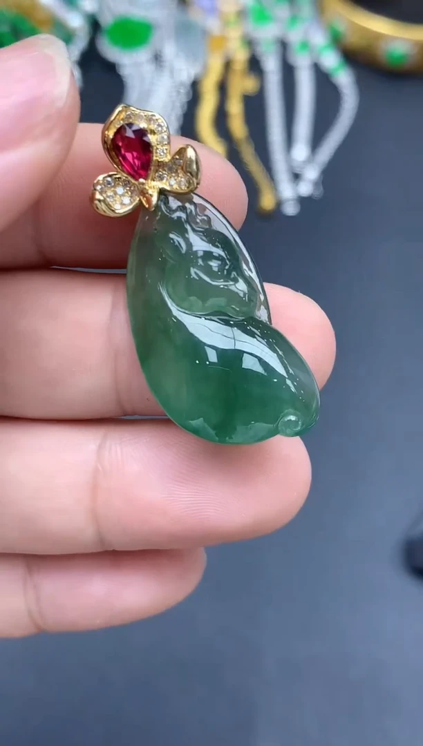 翡翠18K金镶嵌颈饰280-春日珠宝