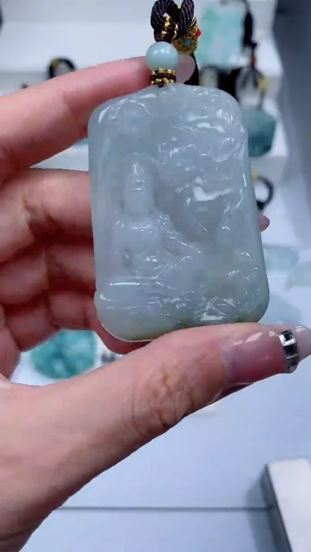 颈饰未镶嵌翡翠吊坠