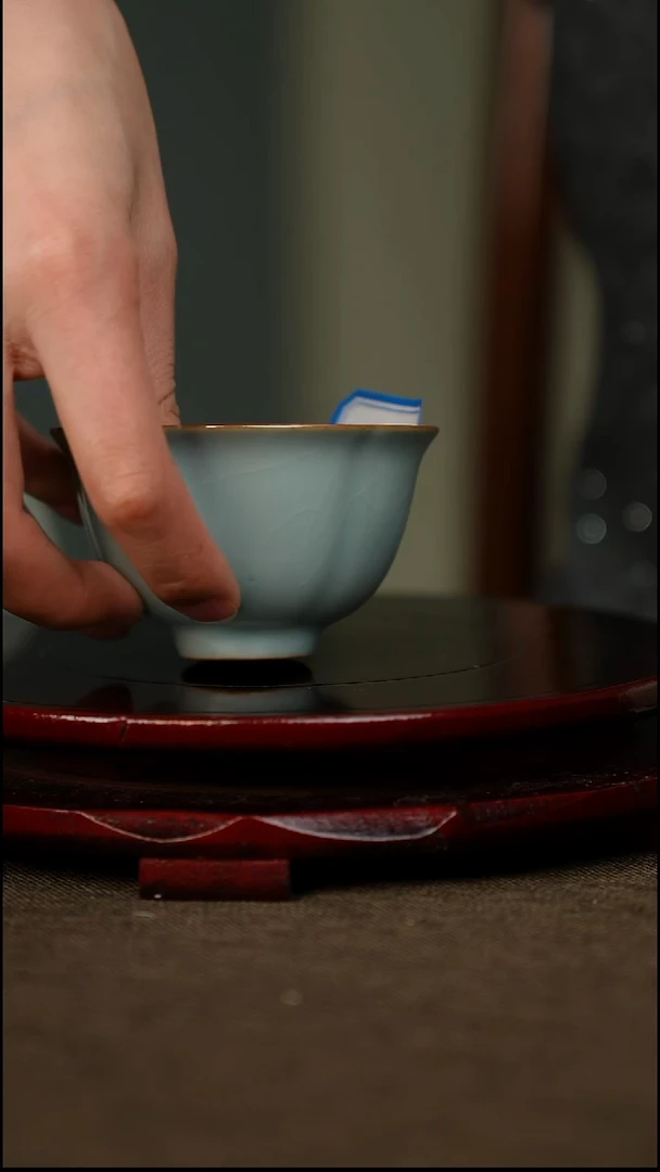 微微瑕 花口杯 无底款 4