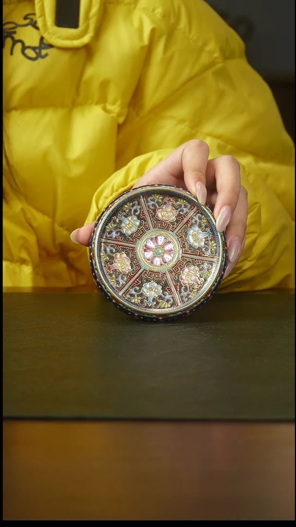 行善堂珐琅彩盖置