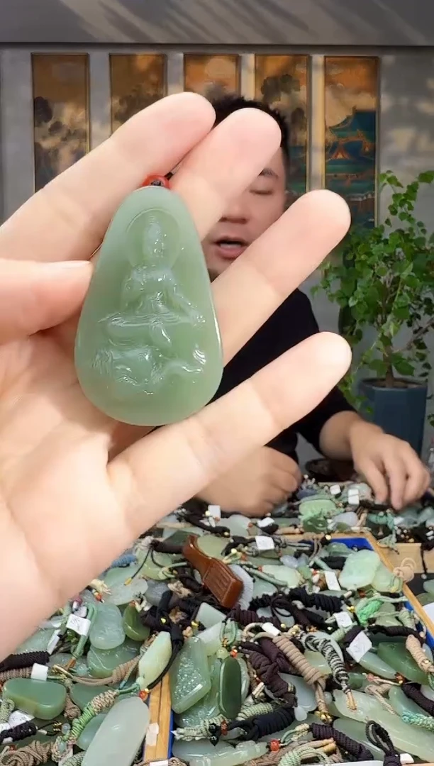 未镶嵌和田玉挂件拍一发一