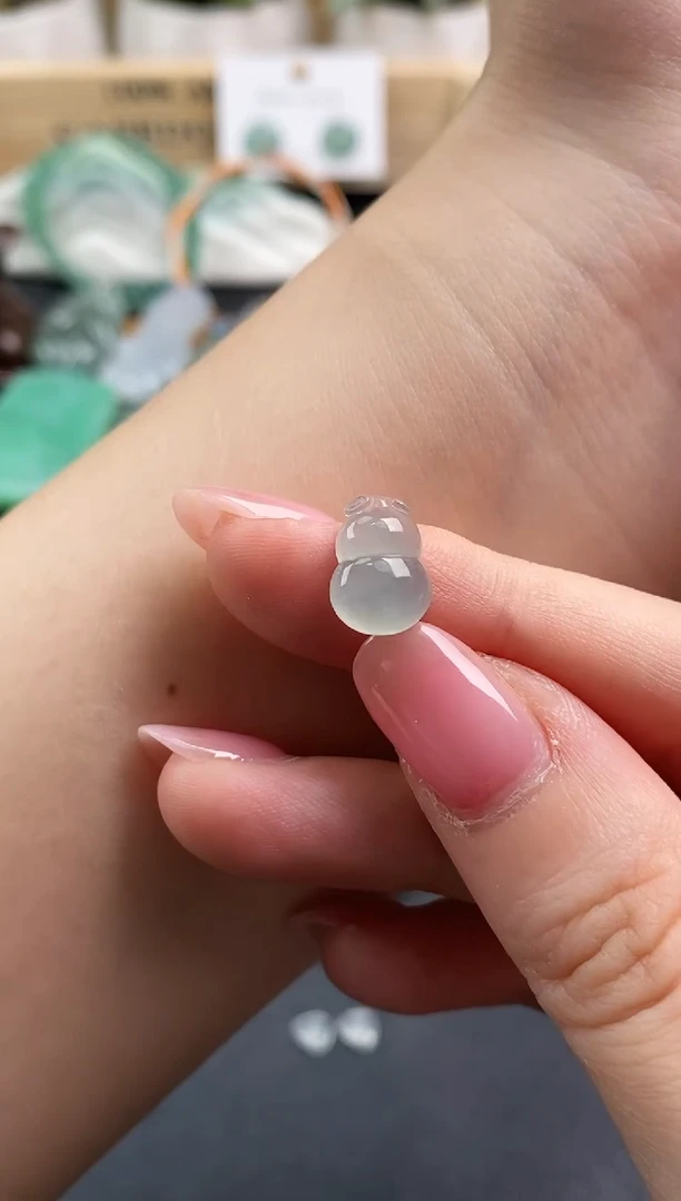 颈饰未镶嵌翡翠葫芦