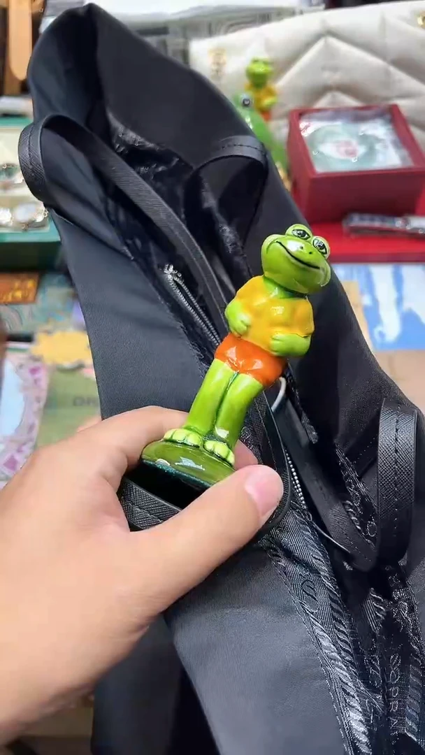 .全球寻宝高端瓷儿