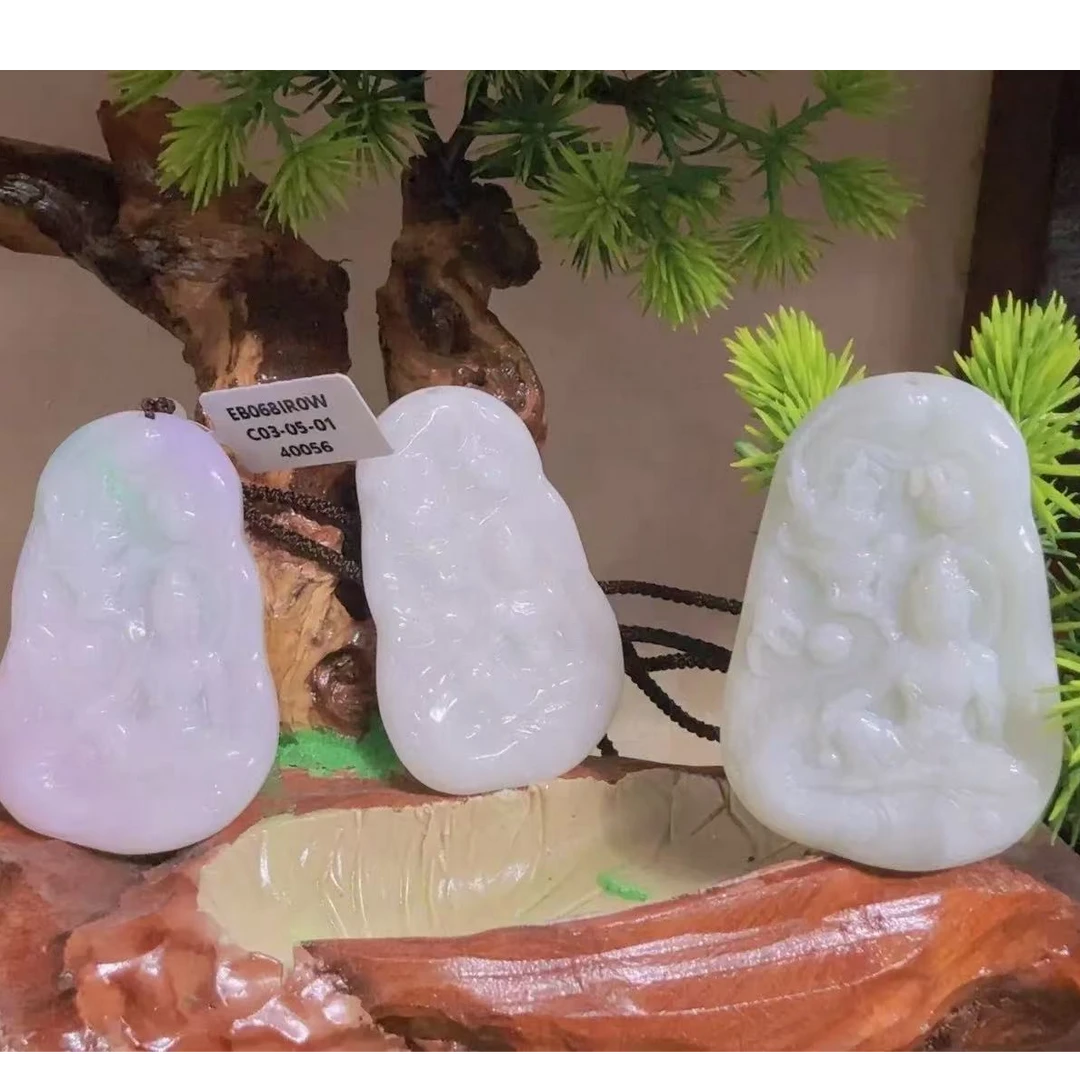 翡翠A货时尚百搭观音牌吊坠 GS-40056 多样性发货其一