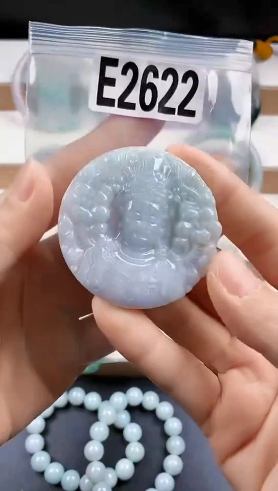 颈饰未镶嵌翡翠天然翡翠吊坠挂件