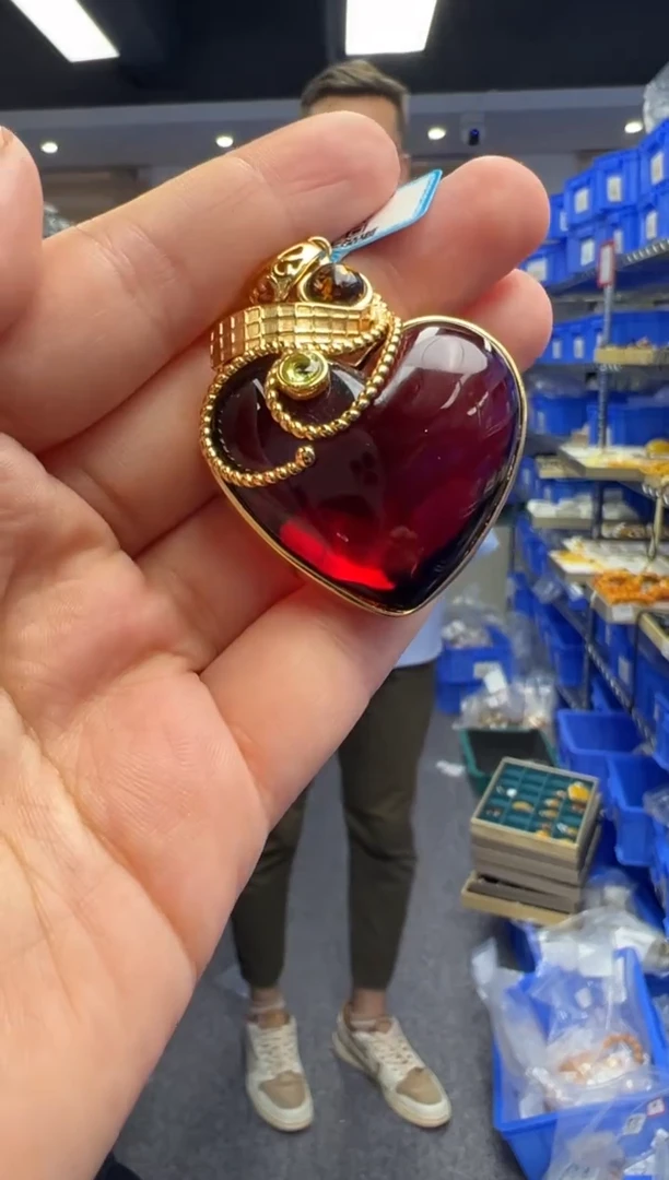 未镶嵌颈饰琥珀213秒拍号假一罚十