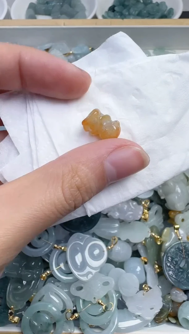 散珠翡翠55号，A货翡翠